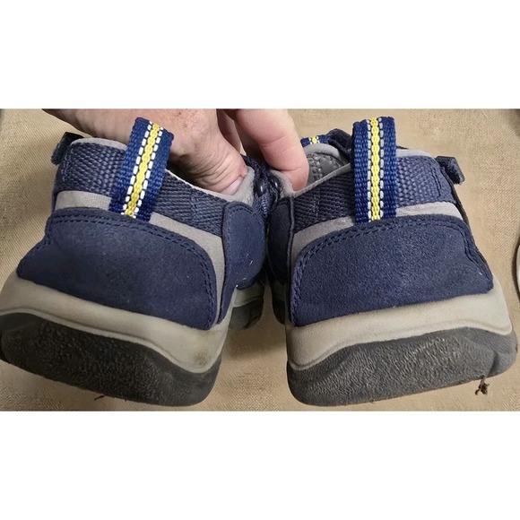 Keen Venus H2 Boys Blue Hiking Water Shoes Size 3 Closed Toe Summer Beach - Picture 5 of 6